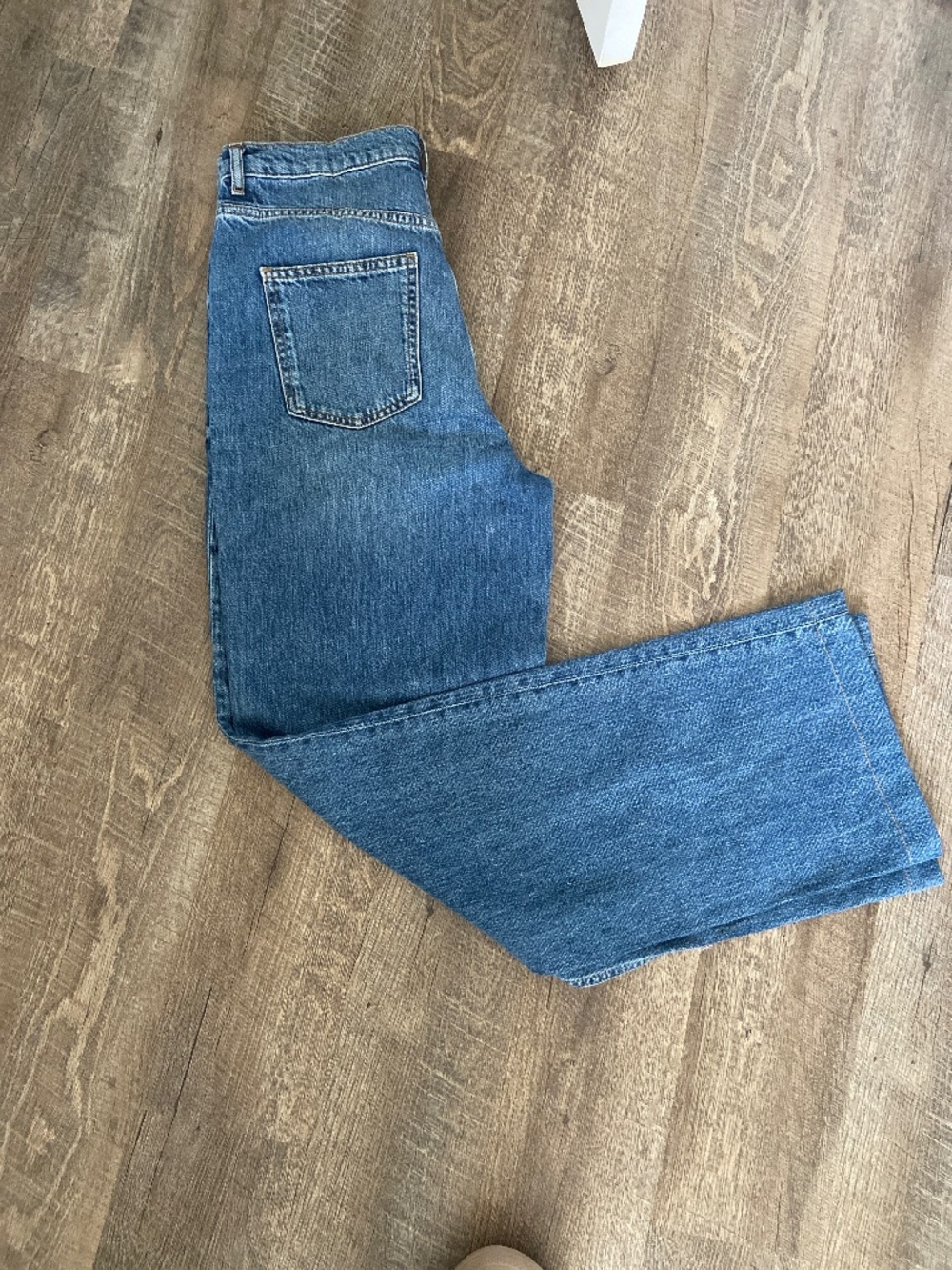 Zara high waisted wide leg jeans Size 8